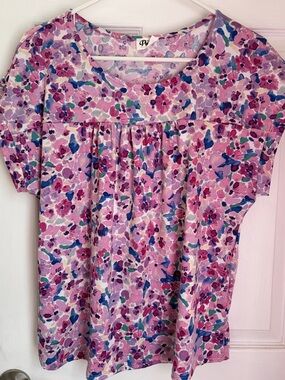 Pulse Pink Lavender Floral Short-Sleeve Blouse